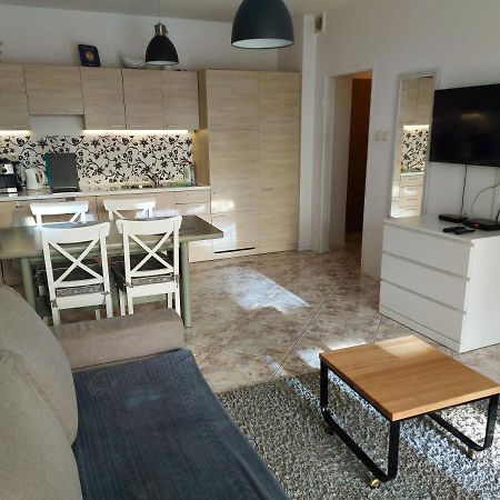 Apartament Portowy Z Garazem, Ul Towarowa Колобжег Екстериор снимка