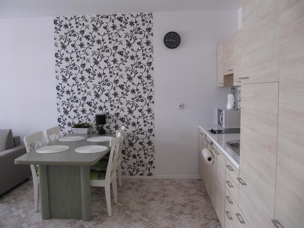 Apartament Portowy Z Garazem, Ul Towarowa Колобжег Екстериор снимка