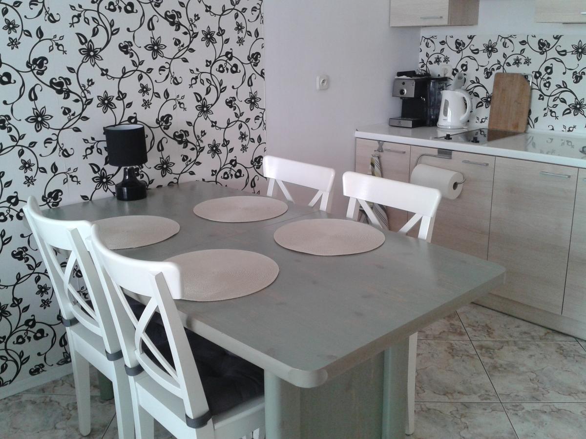 Apartament Portowy Z Garazem, Ul Towarowa Колобжег Екстериор снимка